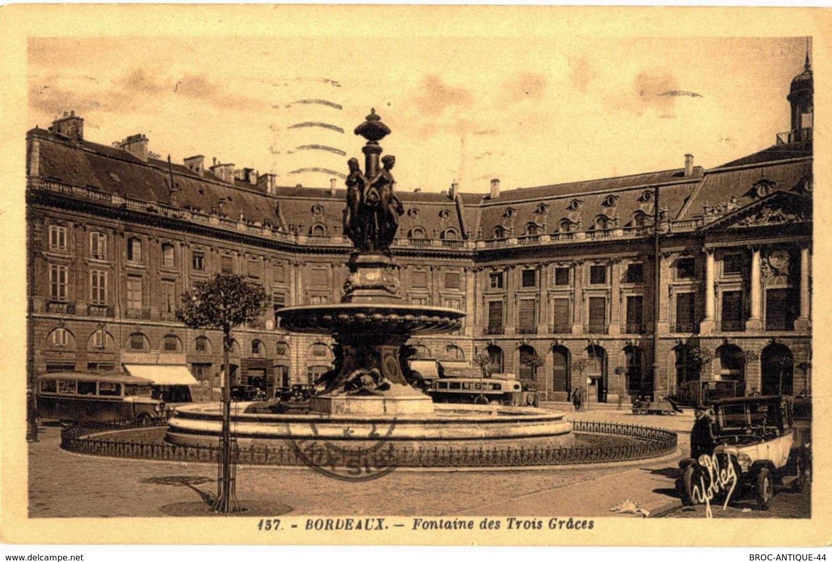 LOT N°375 - LOT DE 19 CPA DE BORDEAUX - PORT QUAIS RADE PORT AUTONOME BOURSE FONTAINE DES TROIS GRACES LA GARONNE