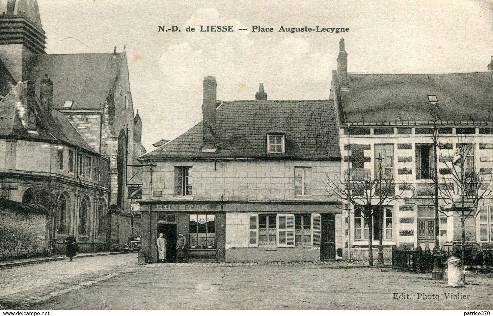 LIESSE NOTRE DAME - Place Auguste Lecygne - Autres & Non Classés