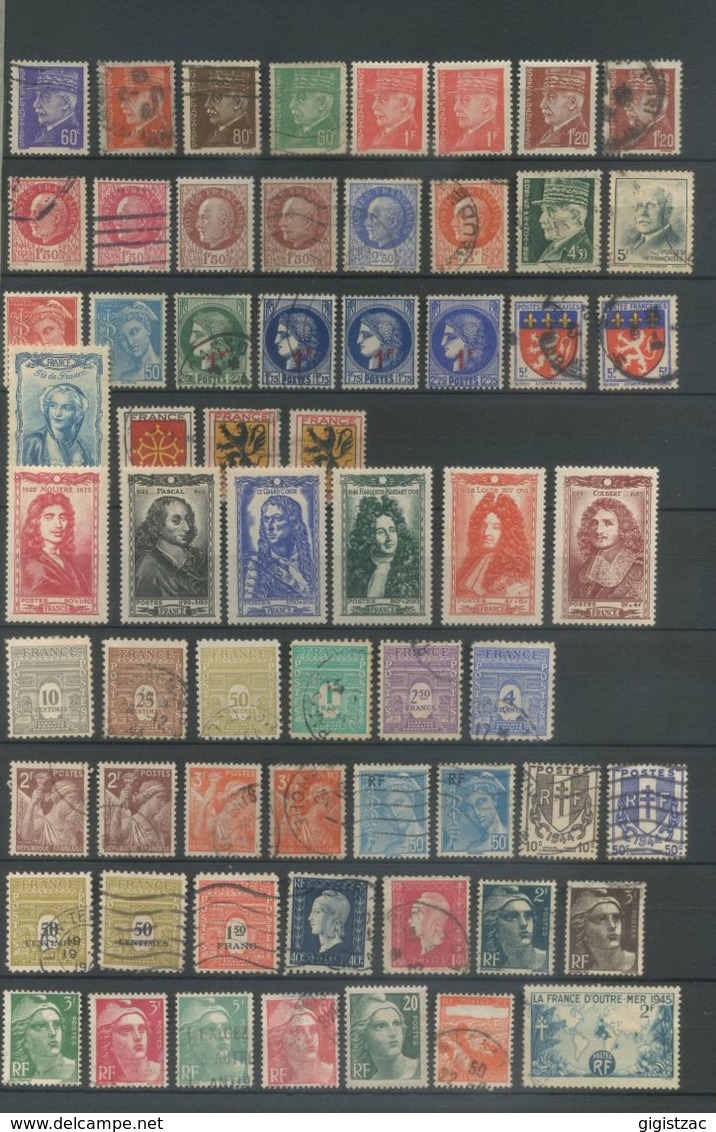 ALBUM PLUSIEURS CENTAINES DE TIMBRES DE FRANCE - Collections