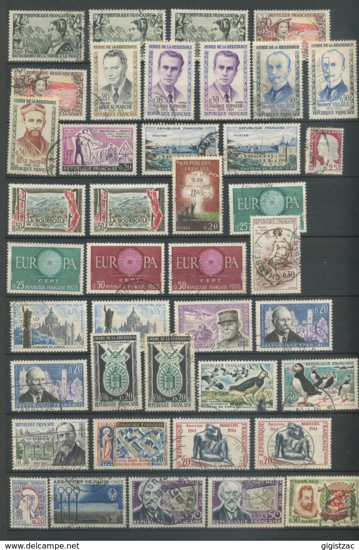 ALBUM PLUSIEURS CENTAINES DE TIMBRES DE FRANCE