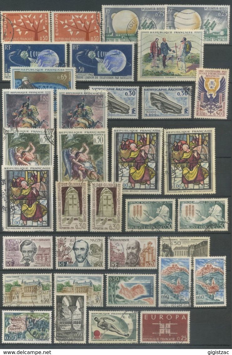 ALBUM PLUSIEURS CENTAINES DE TIMBRES DE FRANCE