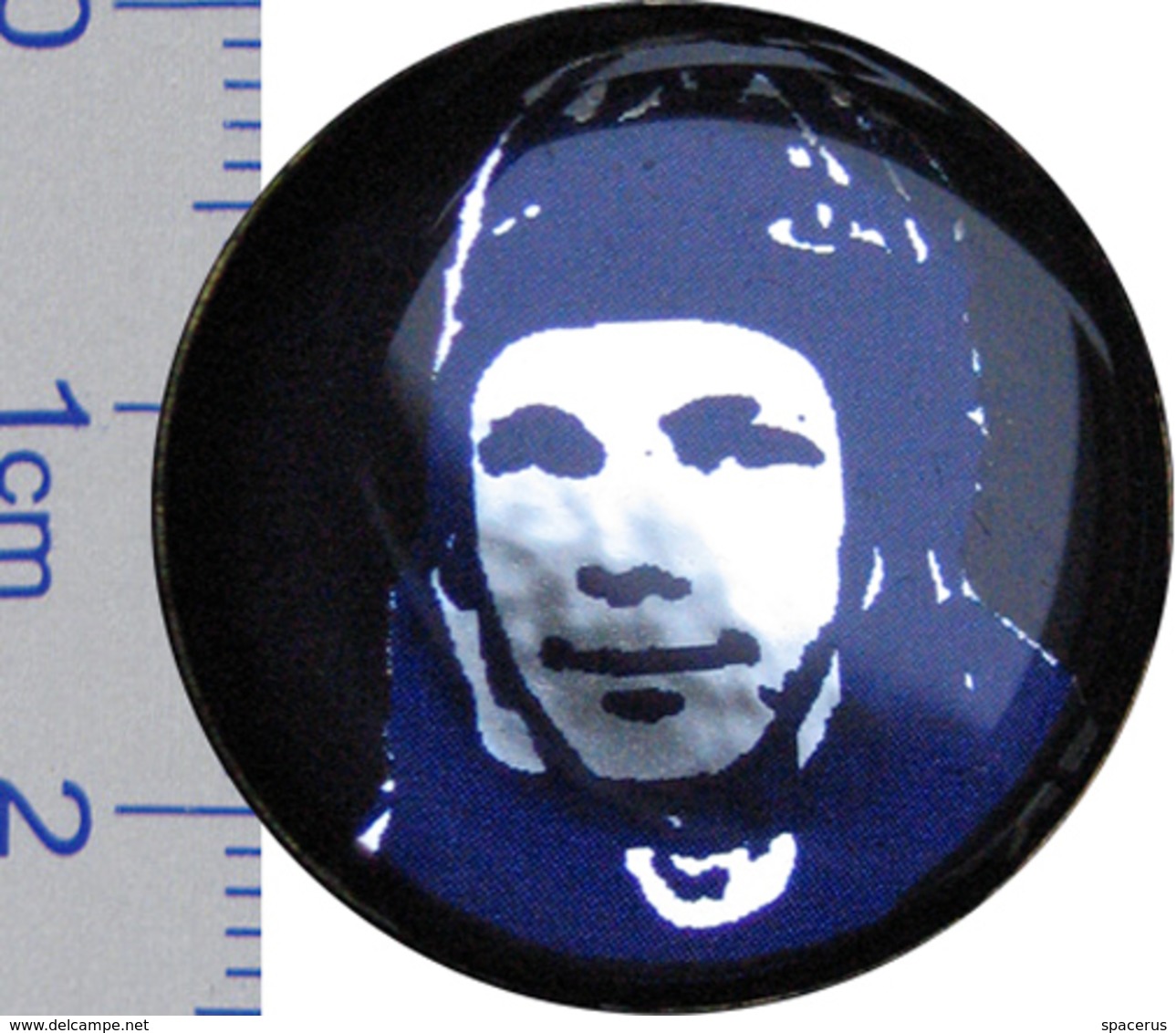 77-2u Space Pin Gagarin - First Man In Space - Space