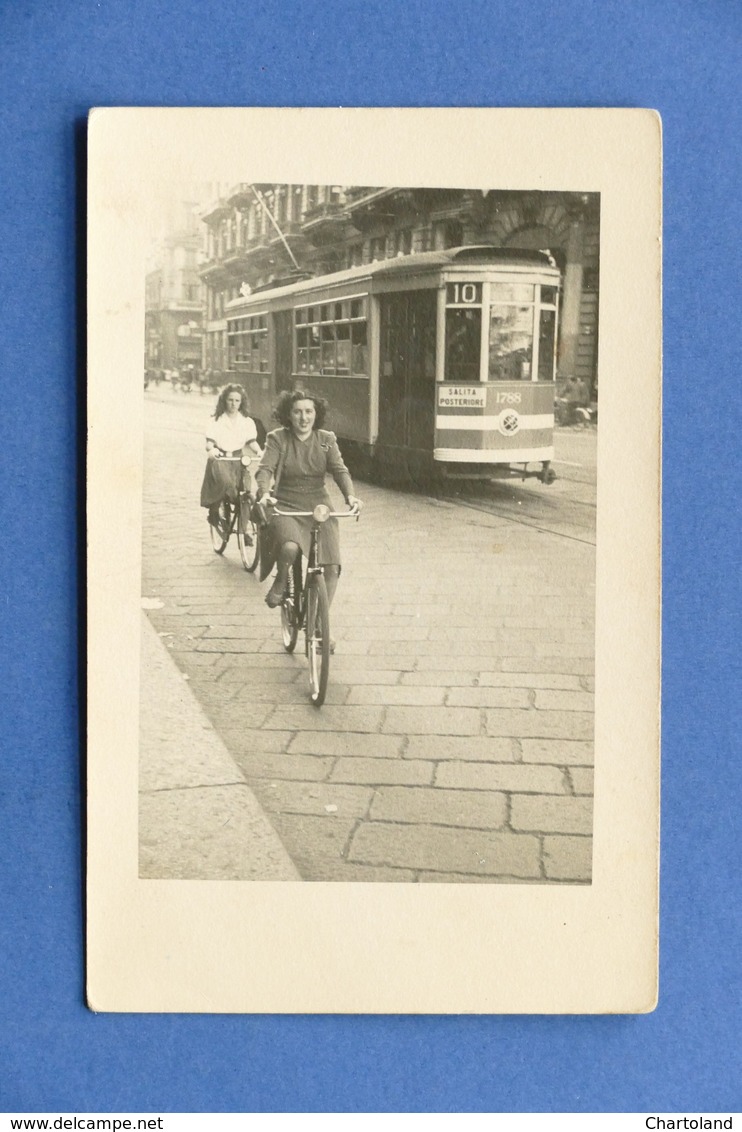 Cartolina Milano - Tram E Biciclette - 1940 Ca. - Altri & Non Classificati