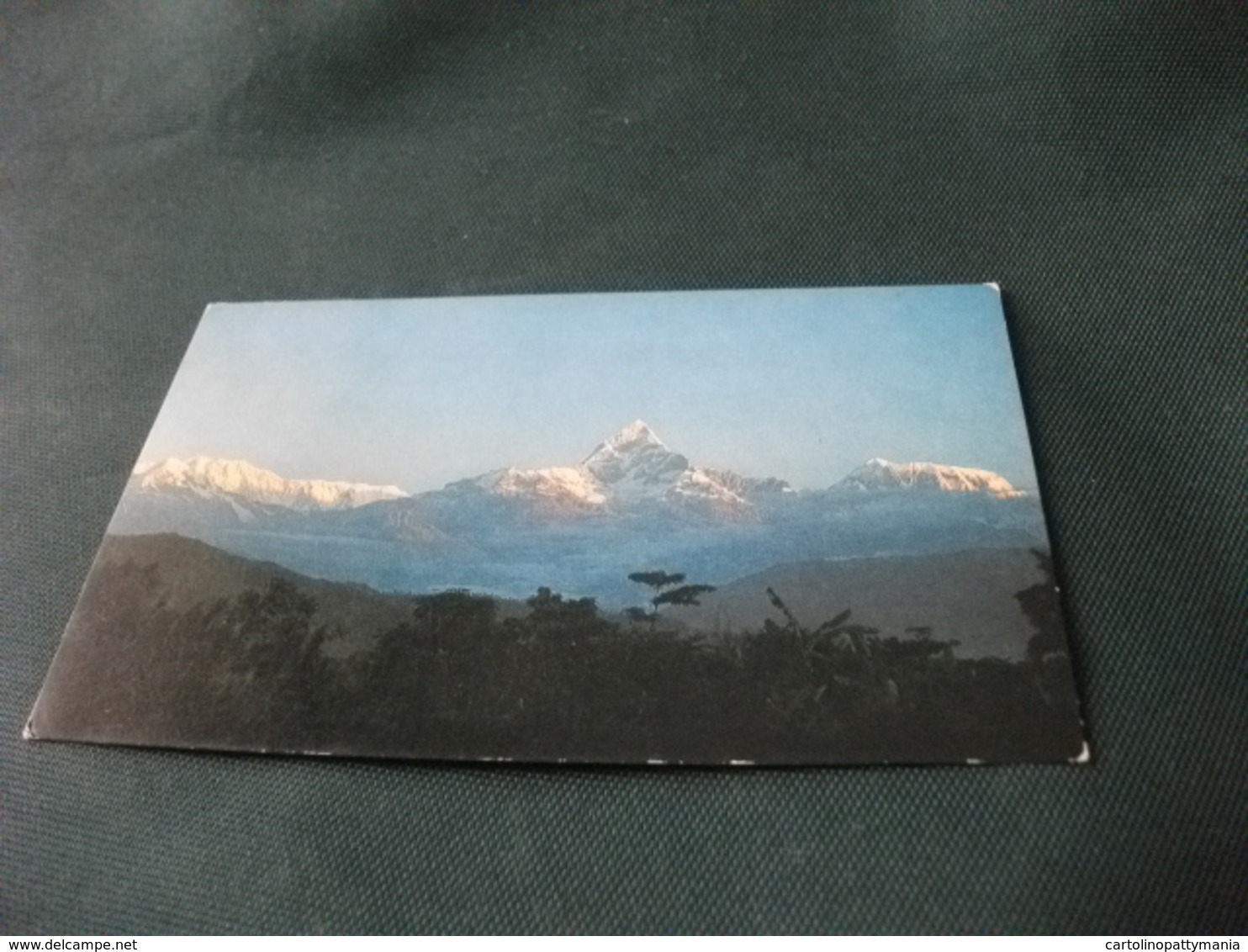 STORIA POSTALE  FRANCOBOLLO NEPAL ANNAPURNA HIMAL AT POKHARA - Nepal