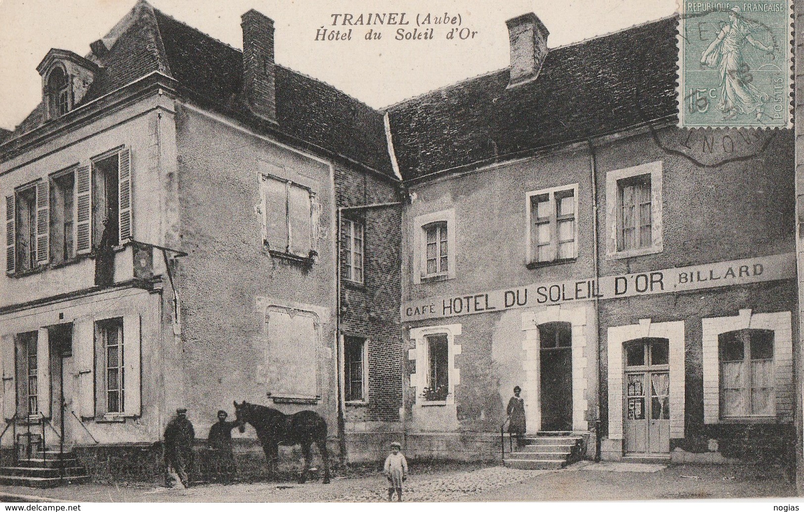 TRAINEL - L'HOTEL DU SOLEIL D'OR - CAFE, BILLARD - SUPERBE CARTE ANIMEE - - Sonstige & Ohne Zuordnung