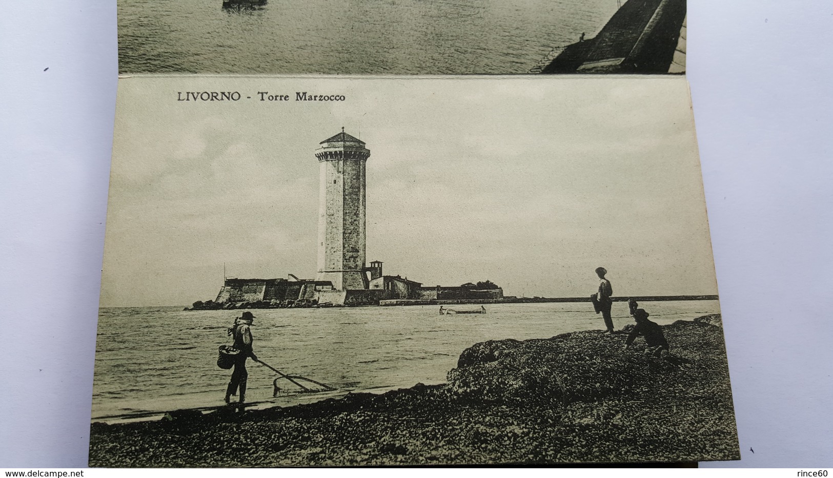 TRES BEAU CARNET DE 24 CARTES POSTALES De La Ville De LIVORNO - Livorno