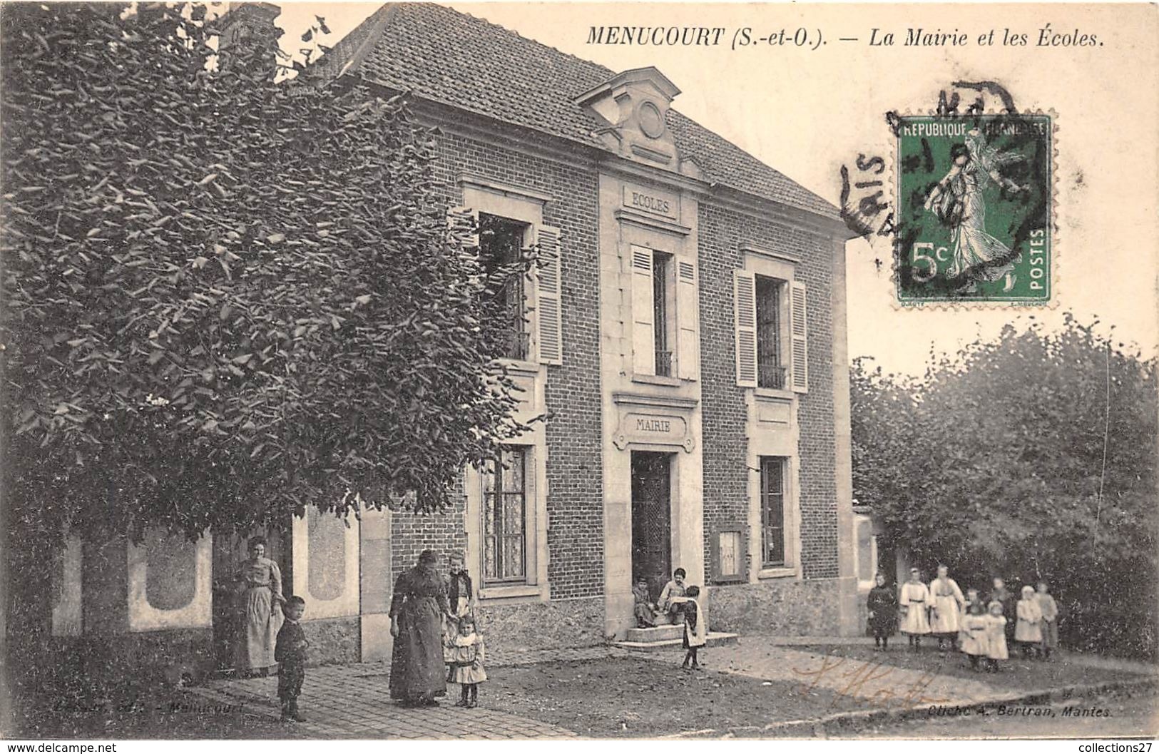 95-MENUCOURT-LA MAIRIE ET LES ECOLES - Menucourt