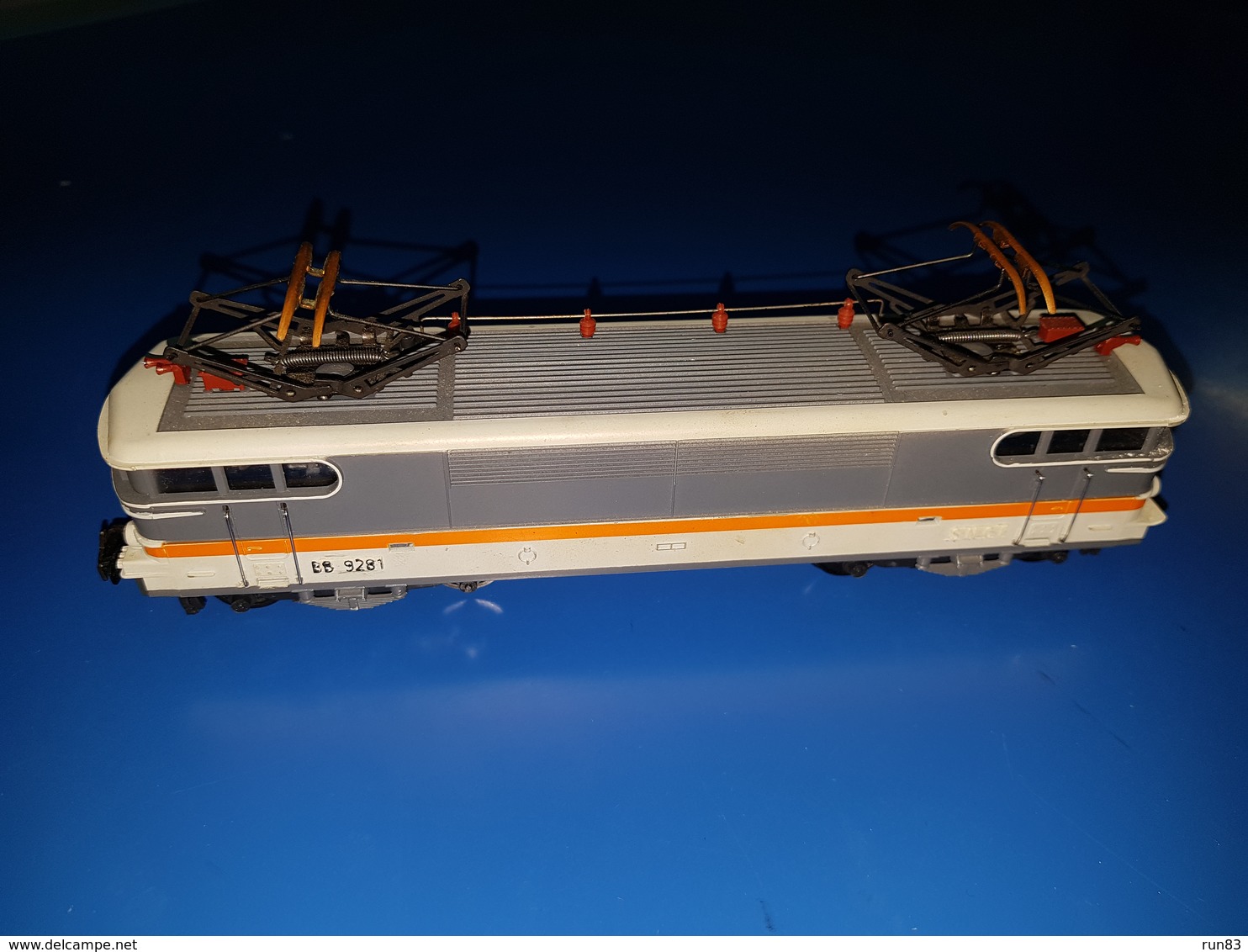 LOCOMOTIVE BB 9281 SNCF / Superbe Echelle HO état TTB Vente Départ  20.00 Euros - Locomotives