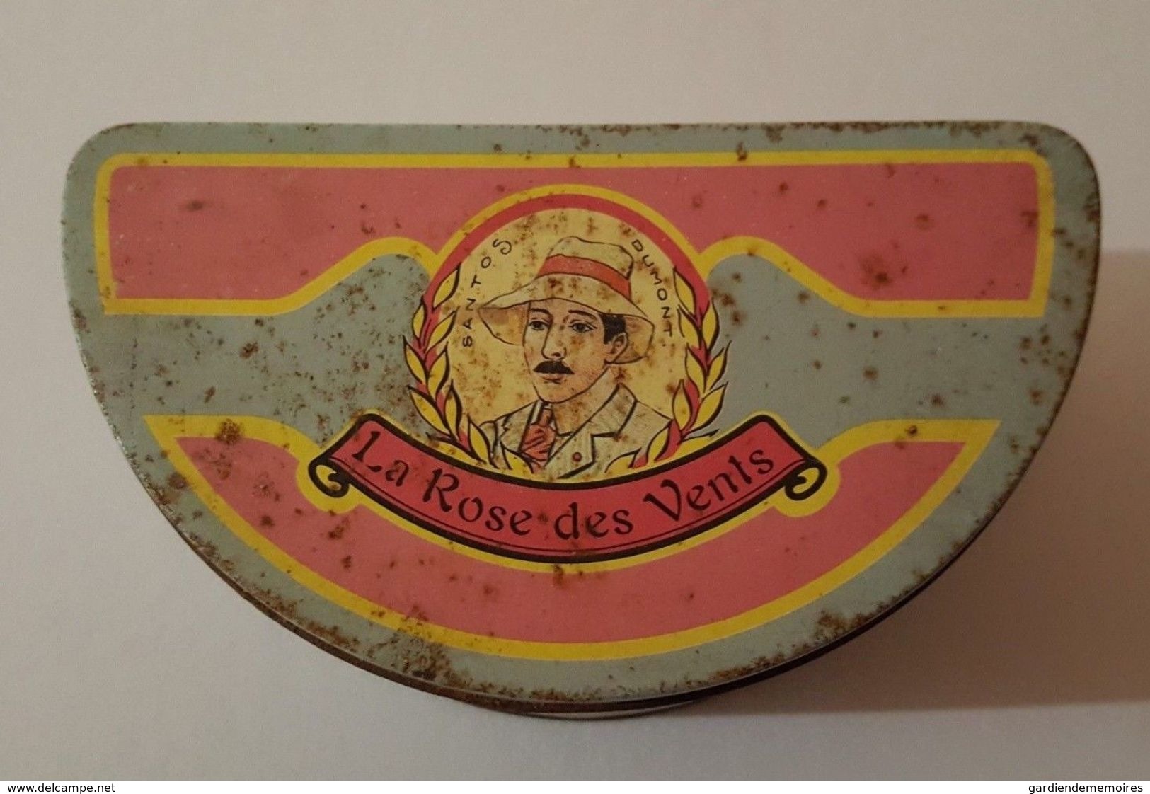 Boite En Tole Lithographiée - Brésil, Santos Dumont Aviateur - La Rose Des Vents - Cajas