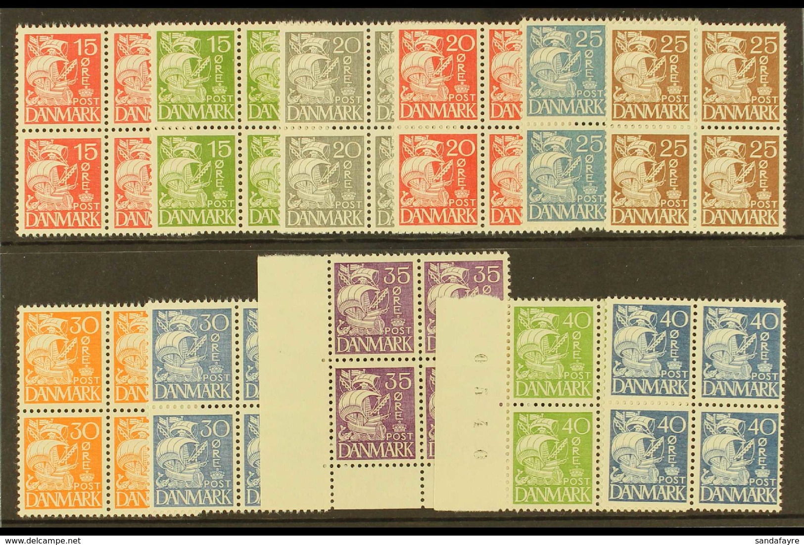 1933-40 Caravel Definitives With Quadrille Background Complete Set Of 11 Including The 20 Ore Grey And 25 Ore Blue Type  - Sonstige & Ohne Zuordnung