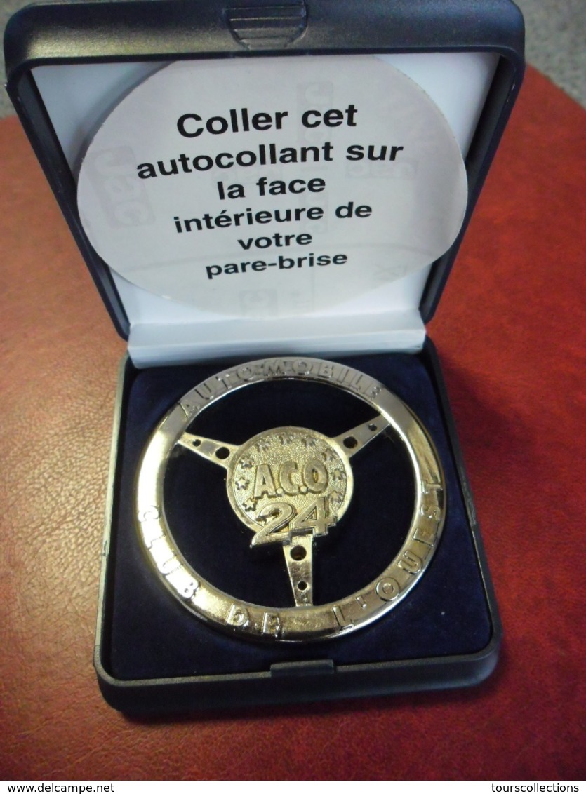 INSIGNE A.C.O 24 Volant De Platine "AUTOMOBILE CLUB DE L' OUEST" EN METAL - MEDAILLE De Table Dans Son écrin D'origine - Automobile - F1