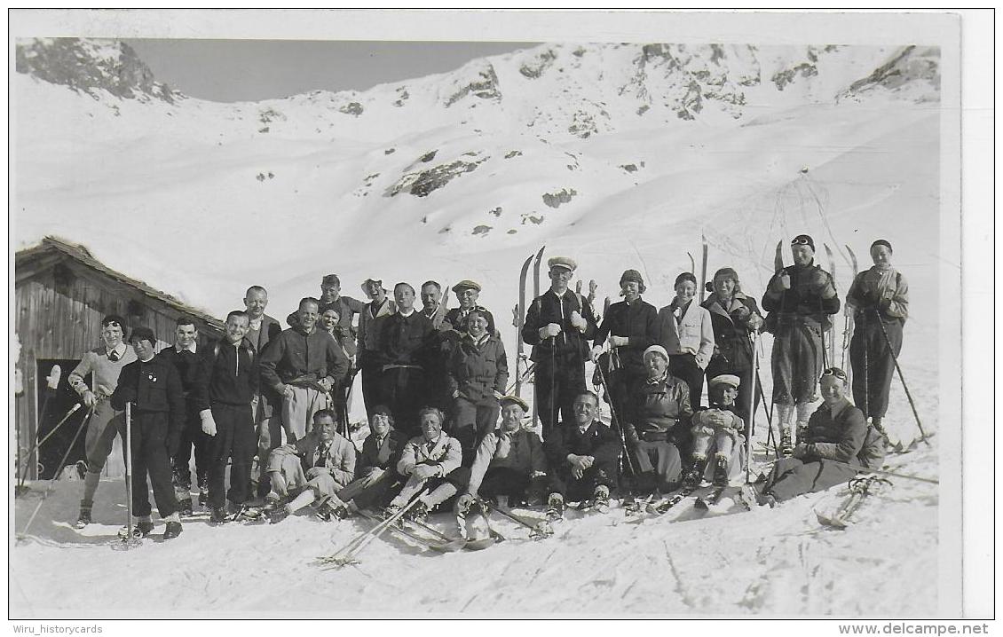 AK 0868  Schruns ( Gargellen )  - Skifahrer Vor Einer Hütte / Photo Risch Lau Um 1932 - Schruns