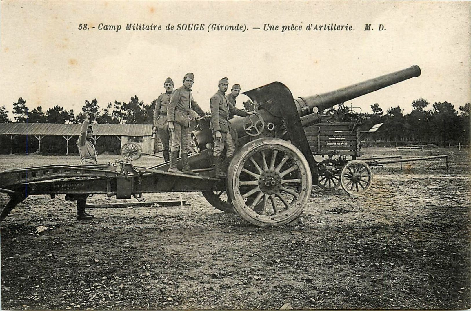 SOUGE - CAMP MILITAIRE - UNE PIECE D'ARTILLERIE - MILITAIRES - Altri & Non Classificati