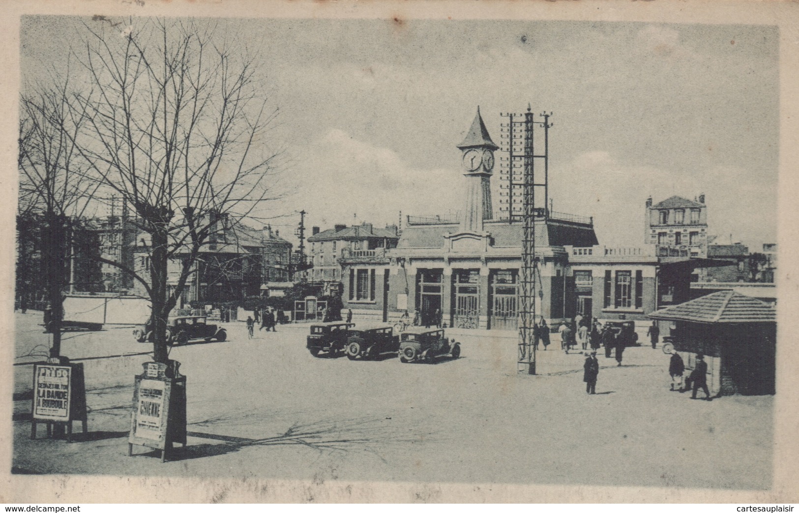 Aulnay Sous Bois : Place De La Gare - Aulnay Sous Bois