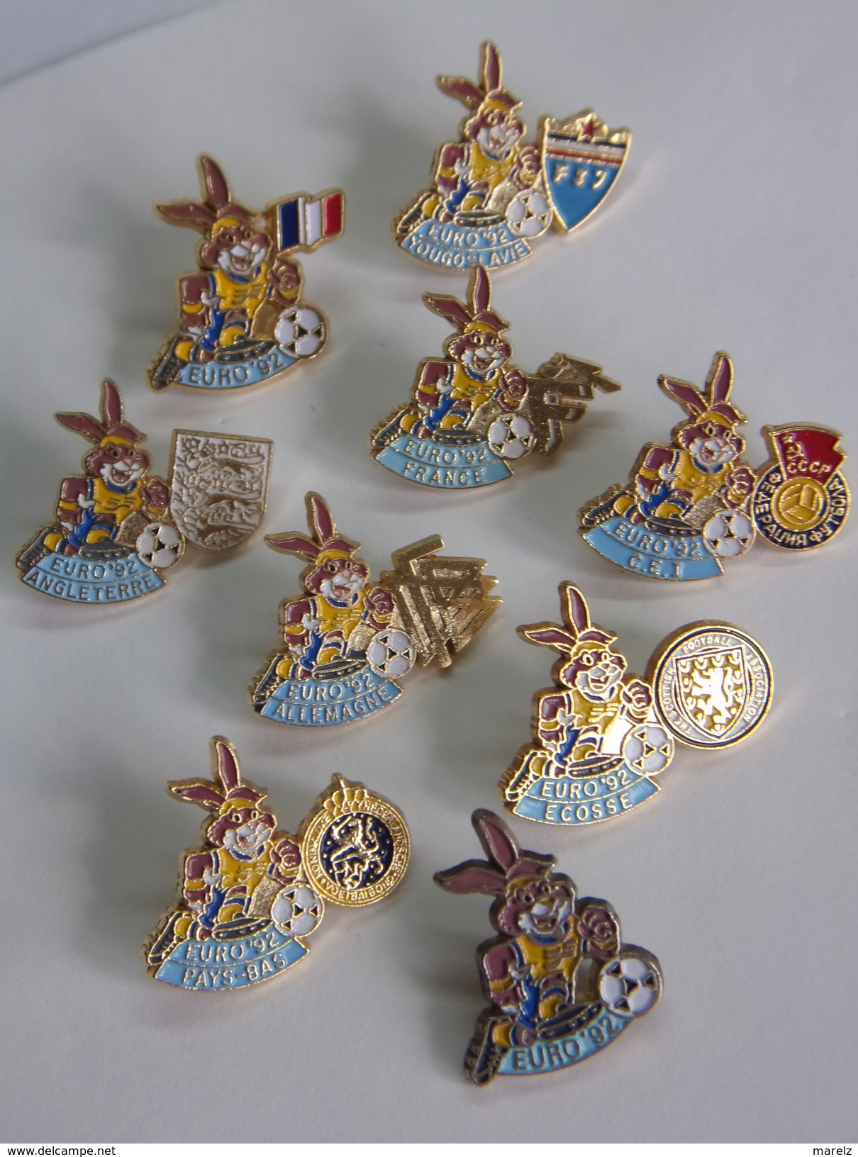 Pin's - FOOT - Mascotte - UEFA EURO 1992 - LAPIN - RABBIT - Lot De 9 Pins PAYS - Lots