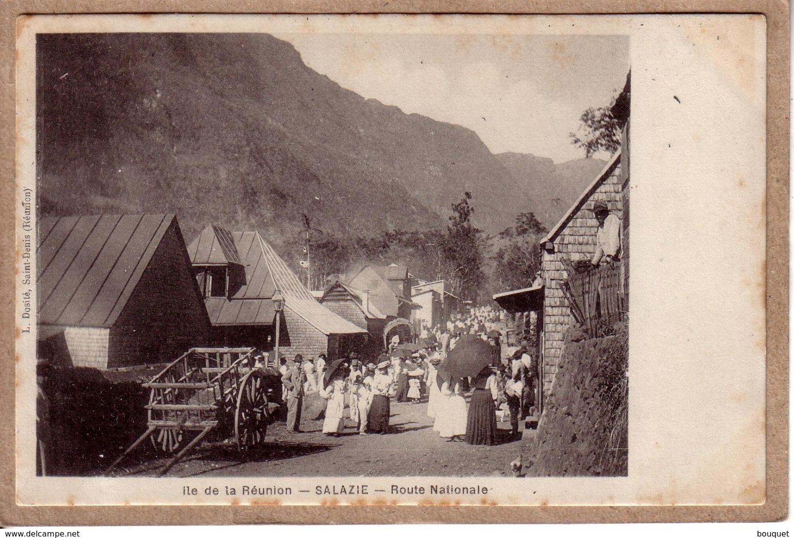 LA REUNION - SALAZIE - ROUTE NATIONALE - FÊTE ?? - éditeur L. Dosité - Autres & Non Classés