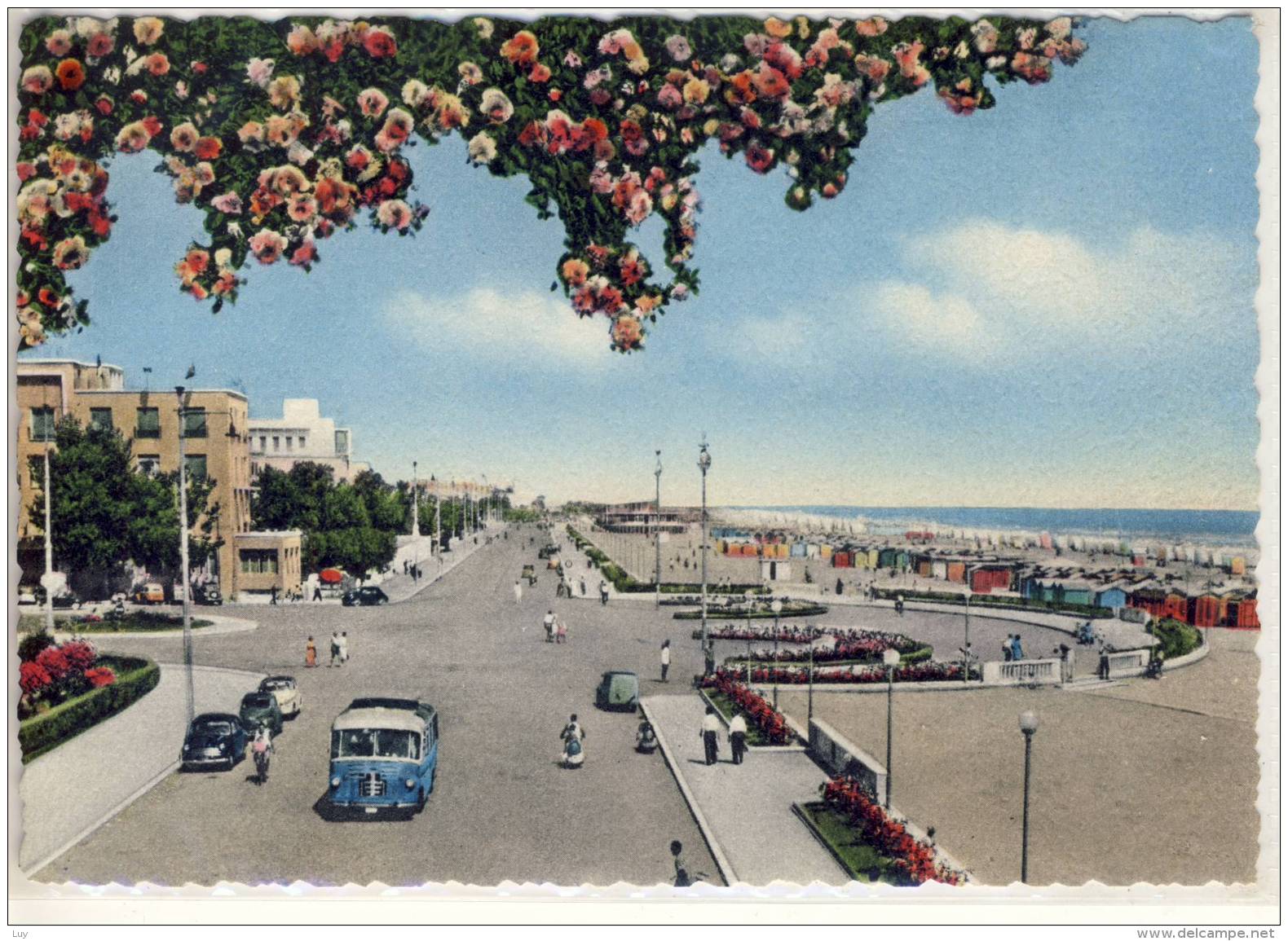 RIMINI  PANORAMA SPAGGIA DA PIAZZA TRIPOLI - Rimini