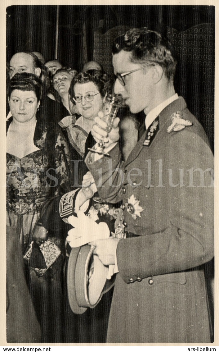 Postcard / CPA / ROYALTY / Belgique / Roi Baudouin / Koning Boudewijn / Bruxelles / L'Hôtel De Ville / 1953 - Fêtes, événements