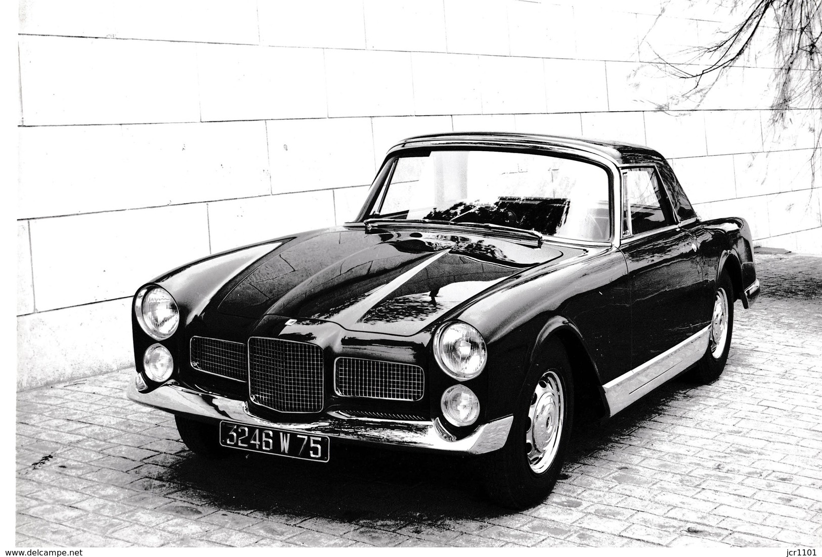 FACEL-VEGA FACELLIA 1961. 6 Photos. - Automobiles