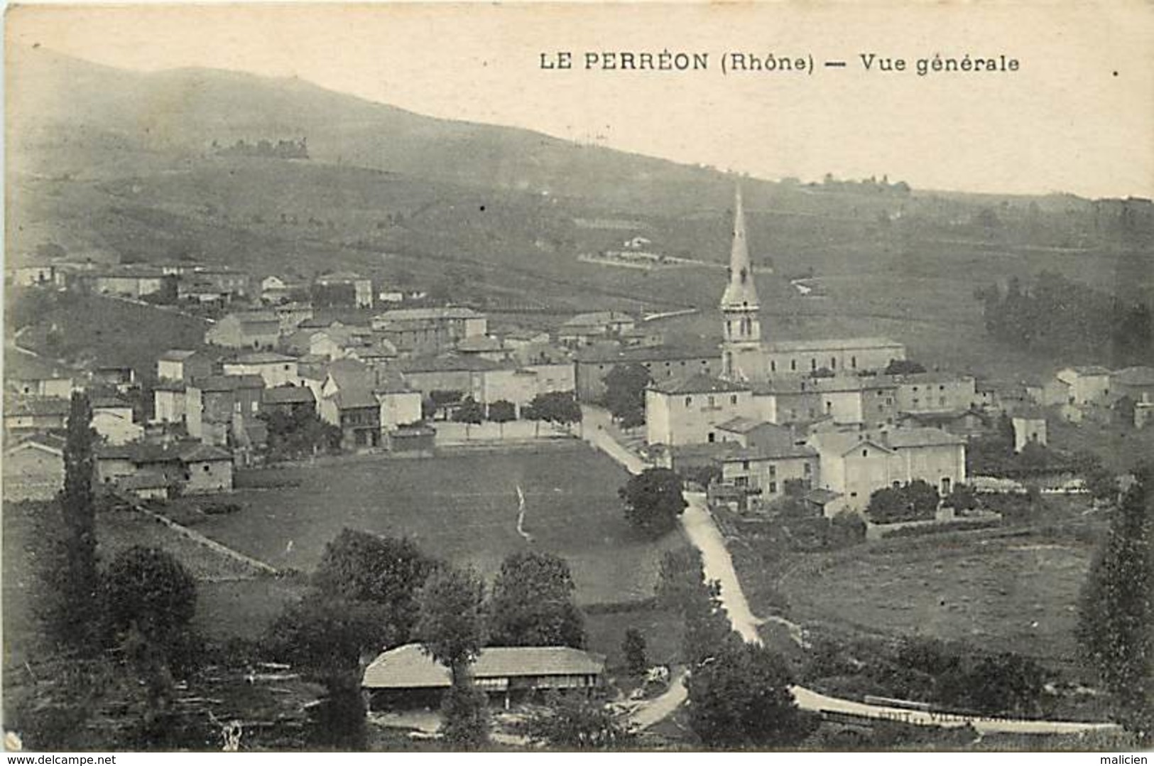 -dpts Div.- Ref-YY202- Rhone - Le Perreon - Vue Generale Autour De L Eglise - Carte Bon Etat - - Other & Unclassified