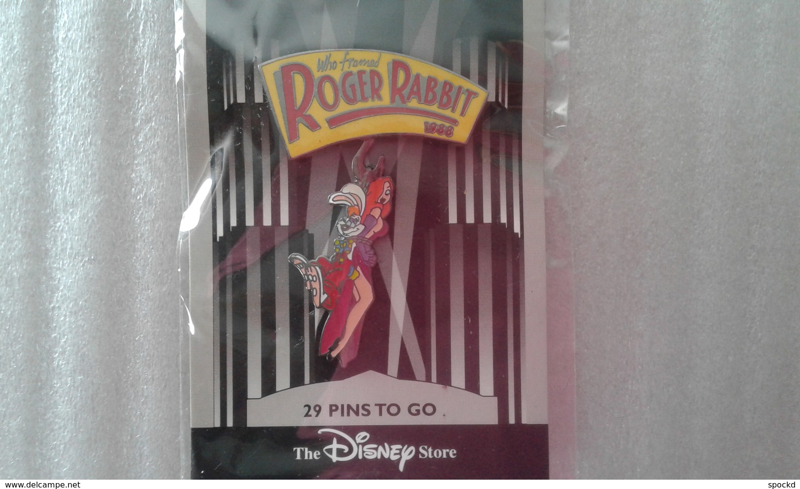 Pin's Disney Countdown To The Millennium Series # 30 (Who Framed Roger Rabbit / Roger / Jessica) - Disney