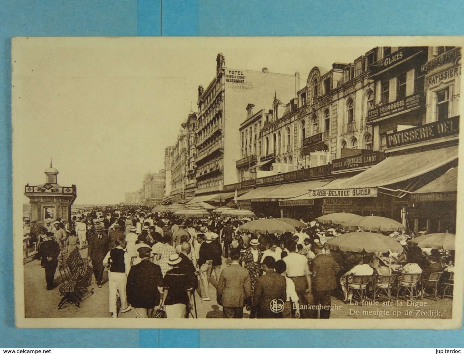 Blankenberghe La Foule Sur La Digue - Blankenberge