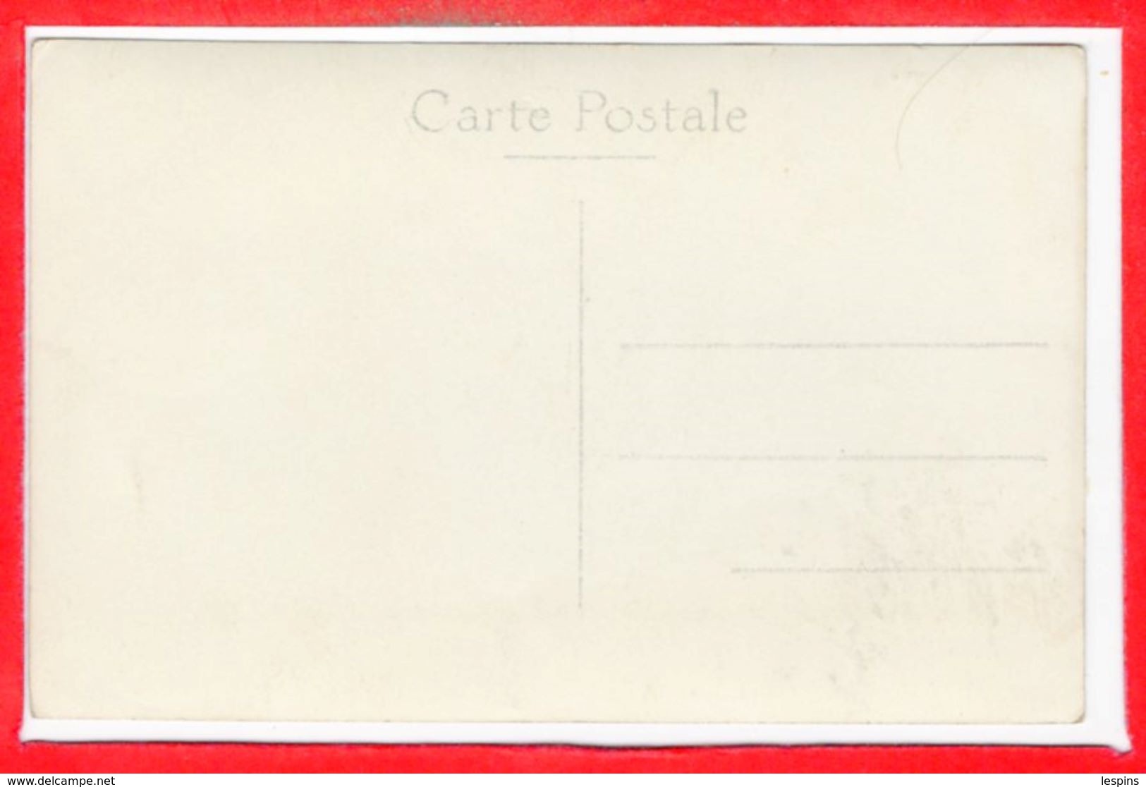 A IDENTIFIER - CARTE PHOTO -- Café Hotel, Restaurant - Au Lion D'Or - Restaurants