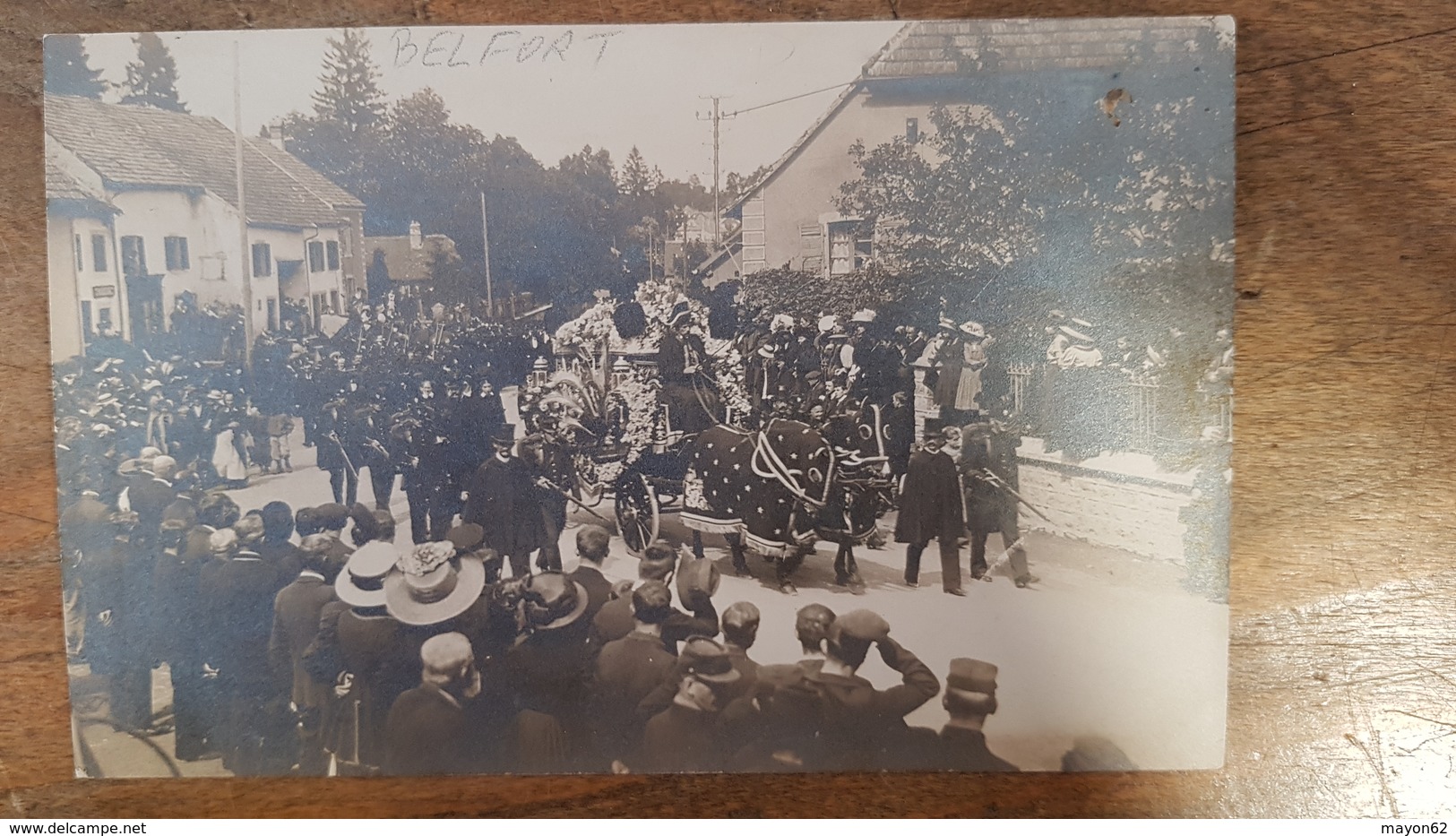 Cartes Photos - Enterrement Et Cortége Funéraire BELFORT - ( Aviateur, A. Pégoud ?), Photographe: HATTIGER, Belfort - Belfort - Stadt