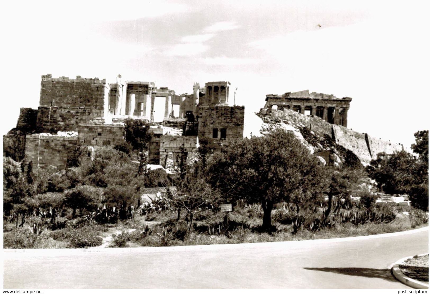 Grèce - Athènes - Athens A View Of Akropolis - Grecia