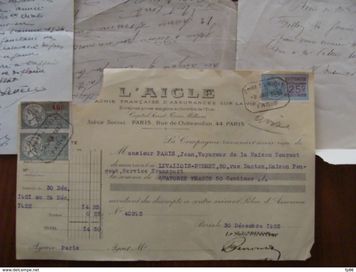 LOT 175 DOCUMENTS AVEC TIMBRE FISCAL DIMENSION .... VOIR PHOTOS DU LOT  EMPIRE AUX ANNEES 1930