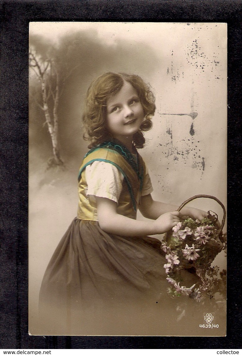 Beautiful Girl 1910s Postcard - Portraits