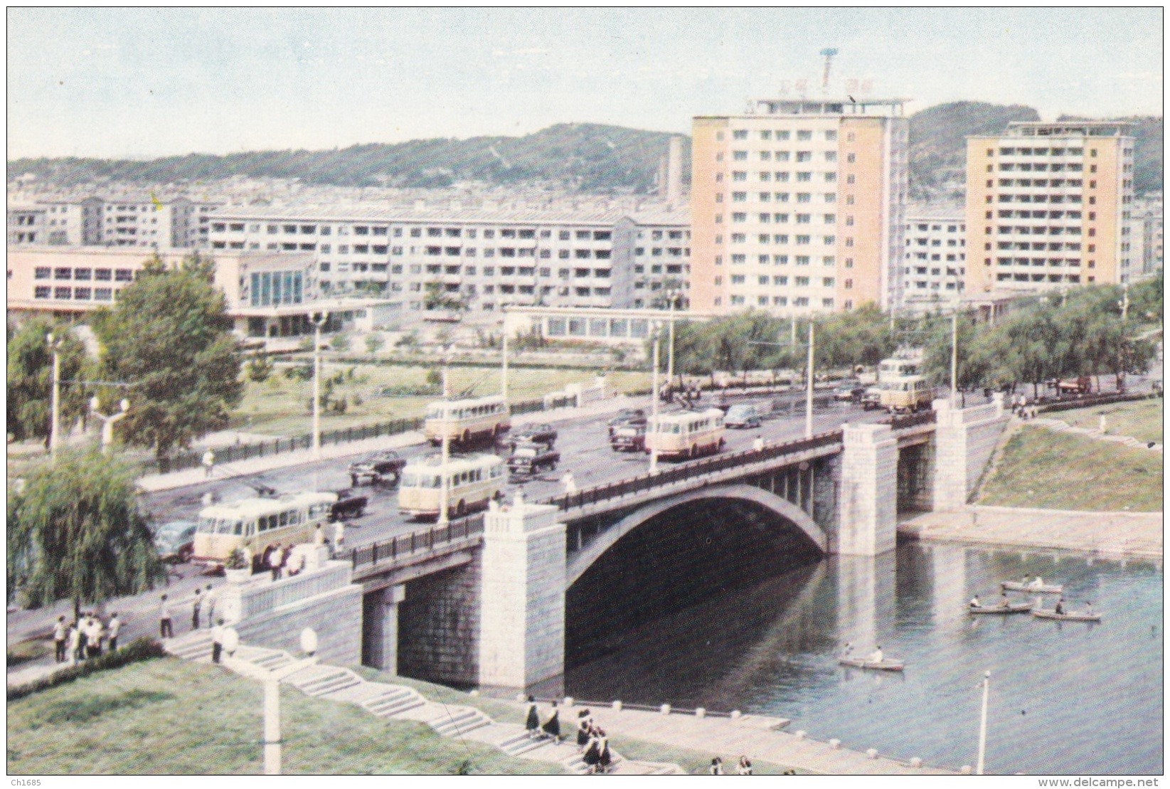 COREE DU NORD  R.P.D.C.  :  PYONGYANG  :  Une Partie Du Quartier Résidentiel De Botongbeul - Corée Du Nord