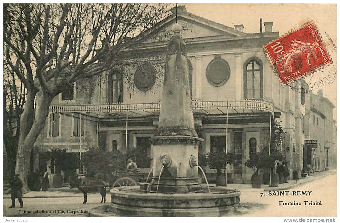 13 ST REMY   FONTAINE TRINITE  Voyagée  En 1908 Pour JAUJAC Au Moulinet (correction Facteur) - Saint-Remy-de-Provence