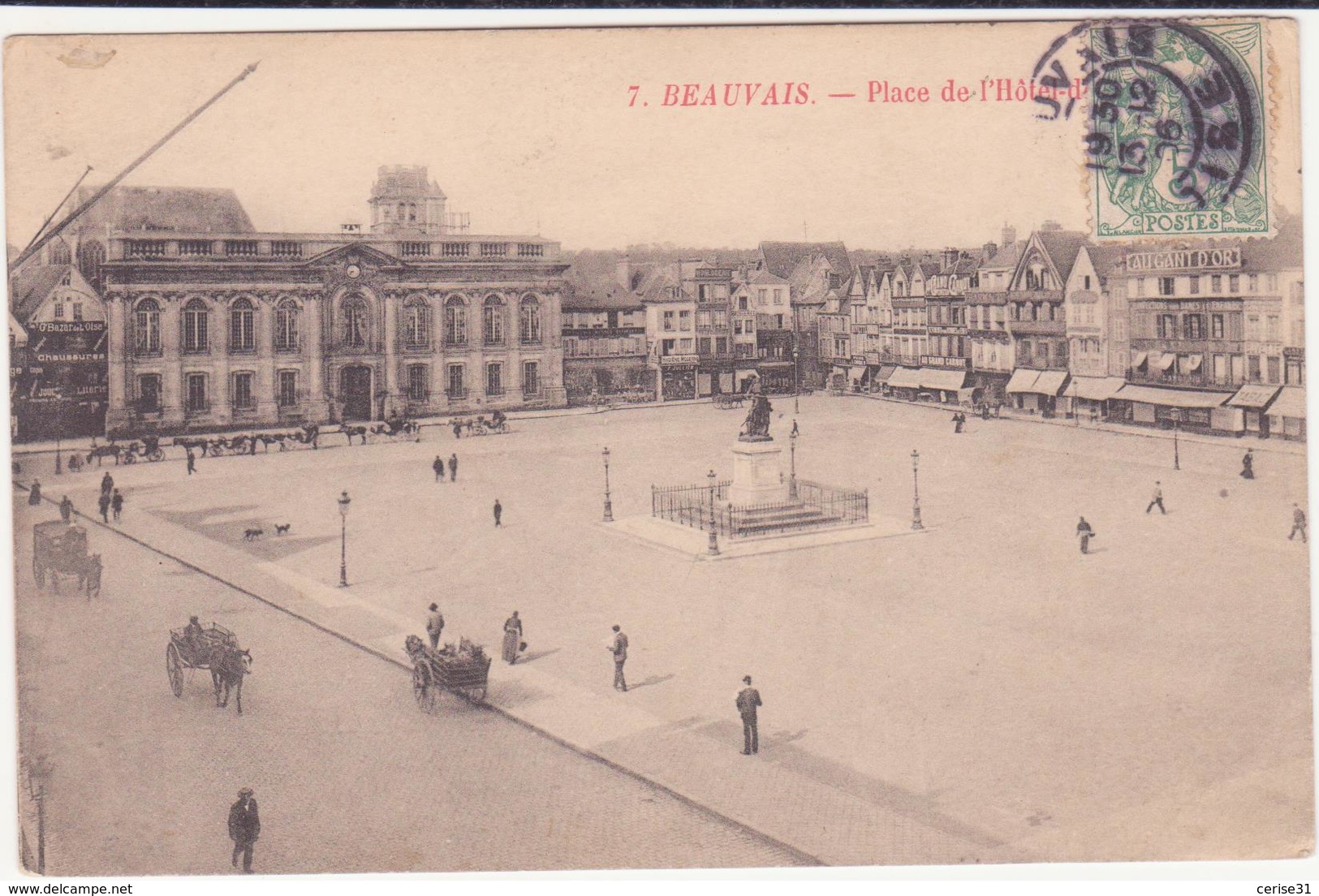 CPA -  7. BEAUVAIS Place De L'hôtel De Ville - Beauvais