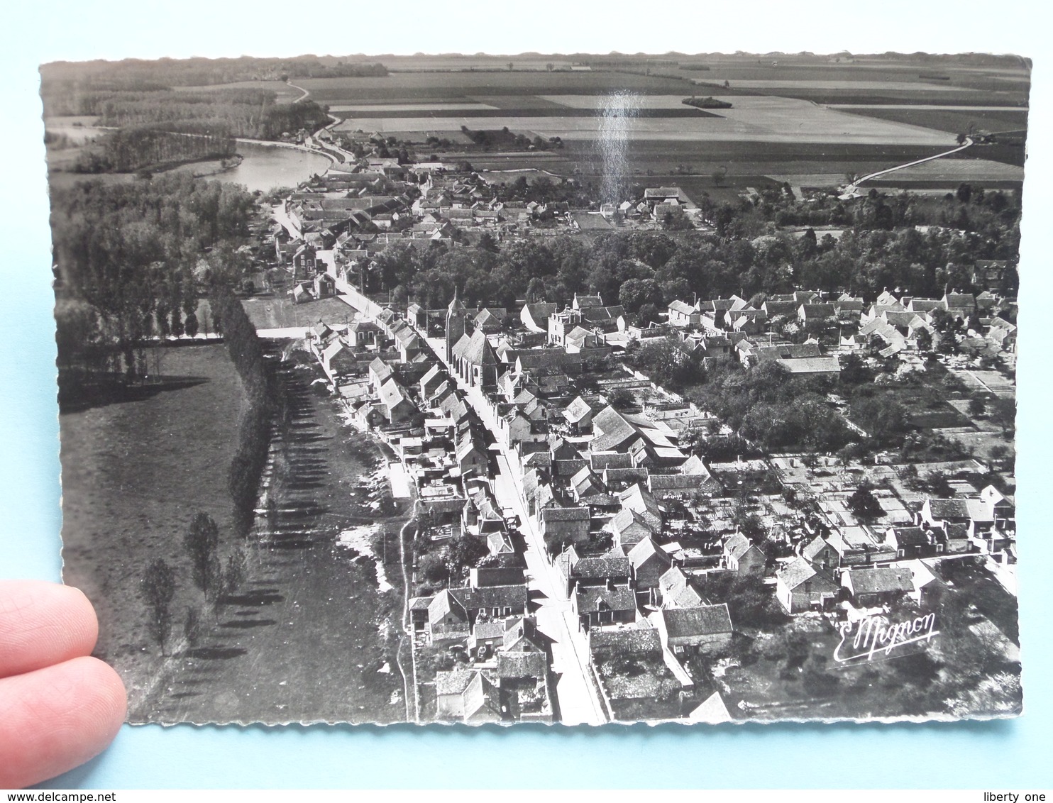 MISY-sur-YONNE Vue Aérienne. ( E. Mignon ) Anno 19?? ( Voir Photo ) ! - Provins