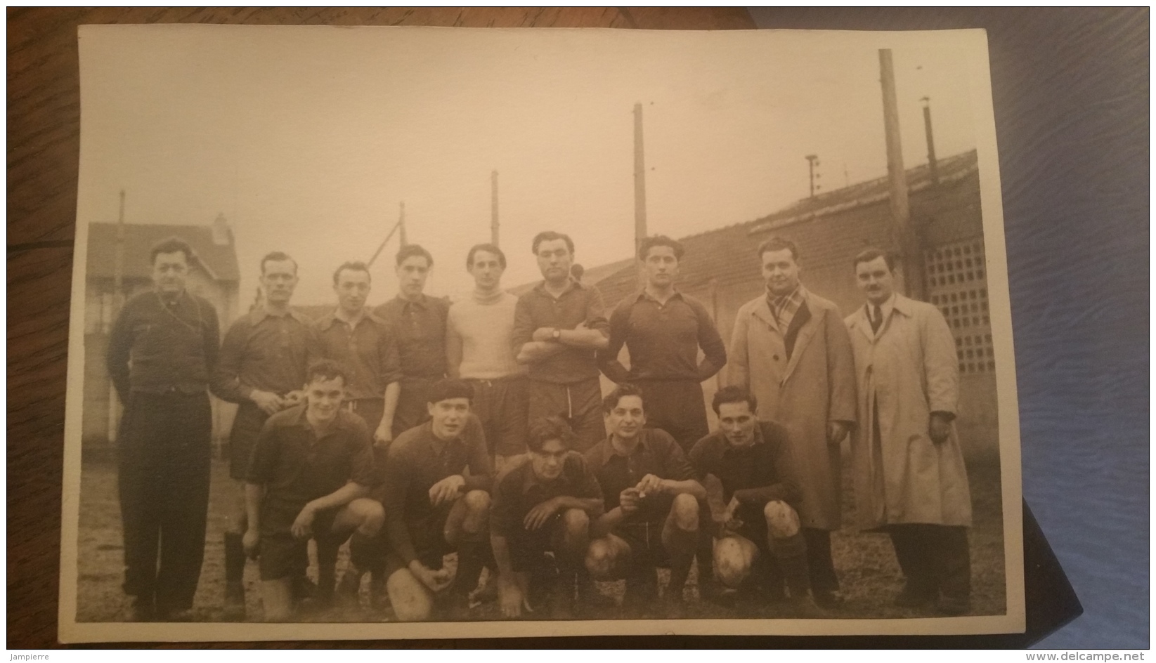 Malakoff - Photo De L'équipe De Football 1948-1949 (18cm X 12cm) - Sporten