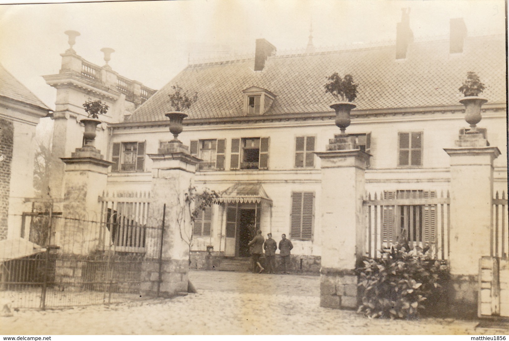 Photo Octobre 1915 ESQUERCHIN (près Douai) - Le Château, Casino Des Officiers Allemands (A181, Ww1, Wk 1) - Other & Unclassified