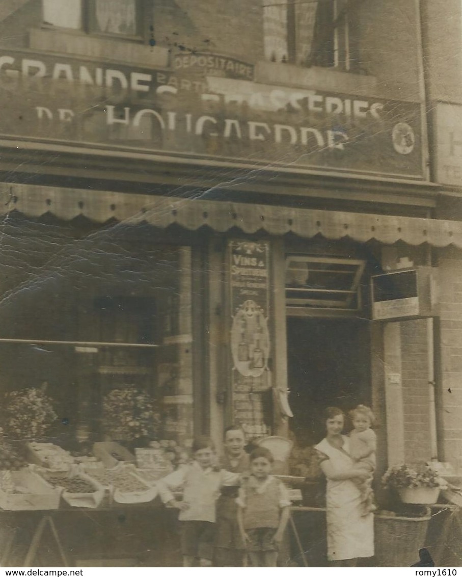 Liège. Photo-carte. Grande Brasserie Hougarde. Rue Basse Wez, 214. Dépositaire H. Bartholomé. 3 Scans. - Luik