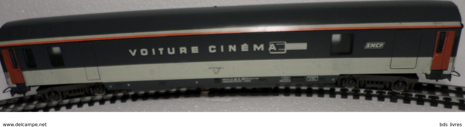 HO - LIMA - VOITURE SNCF CINEMA  - 4 ESSIEUX - Scompartimento Viaggiatori