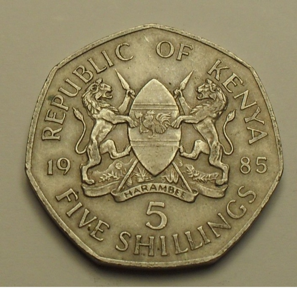 1985 - Kenya - Republic - 5 SHILLINGS - KM 23 - Kenia