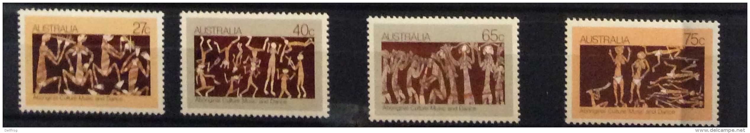 Australia -1982  CHRISTMAS, STAMP WEEK,NATIONAL GALLERY, CULTURE SETS MNH 4 SCNS - Mint Stamps