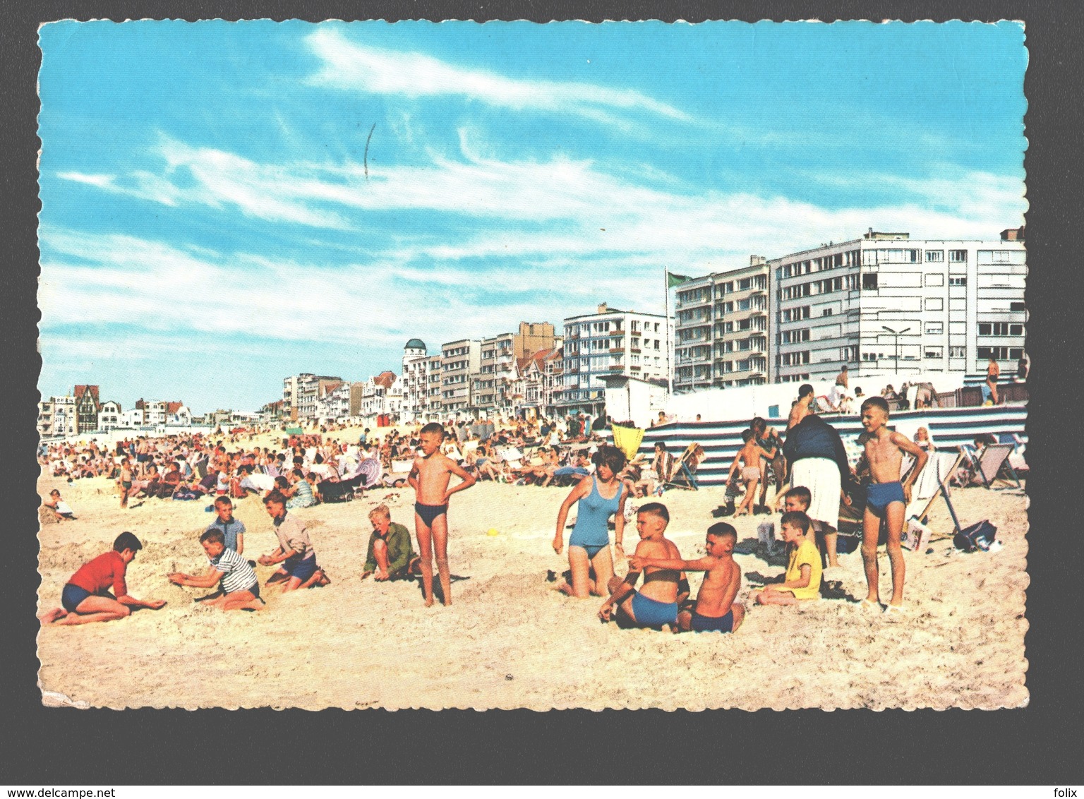 Knokke - Albert Plage - Strand - Zeer Geanimeerd - Kinderen Op Het Strand - Knokke