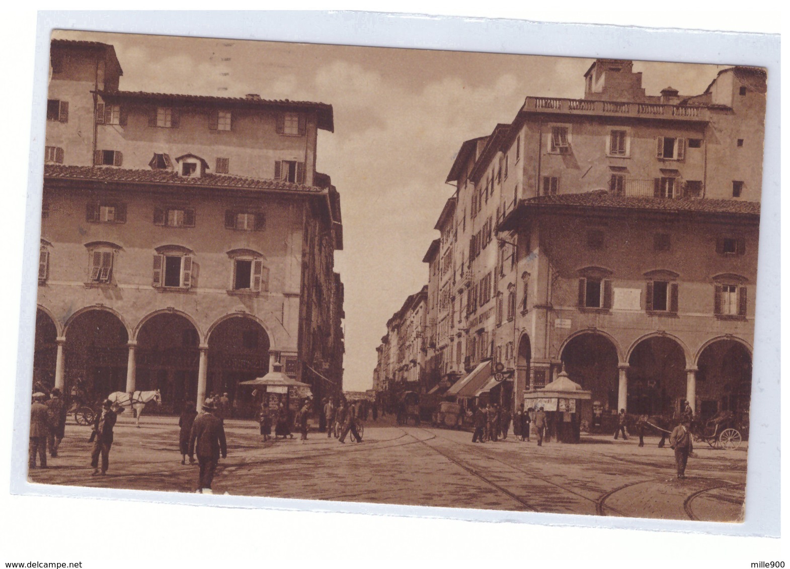 LIVORNO - VIA VITTORIO EMANUELE - ANNO 1923 - ANIMATA - VIAGGIATA - Livorno