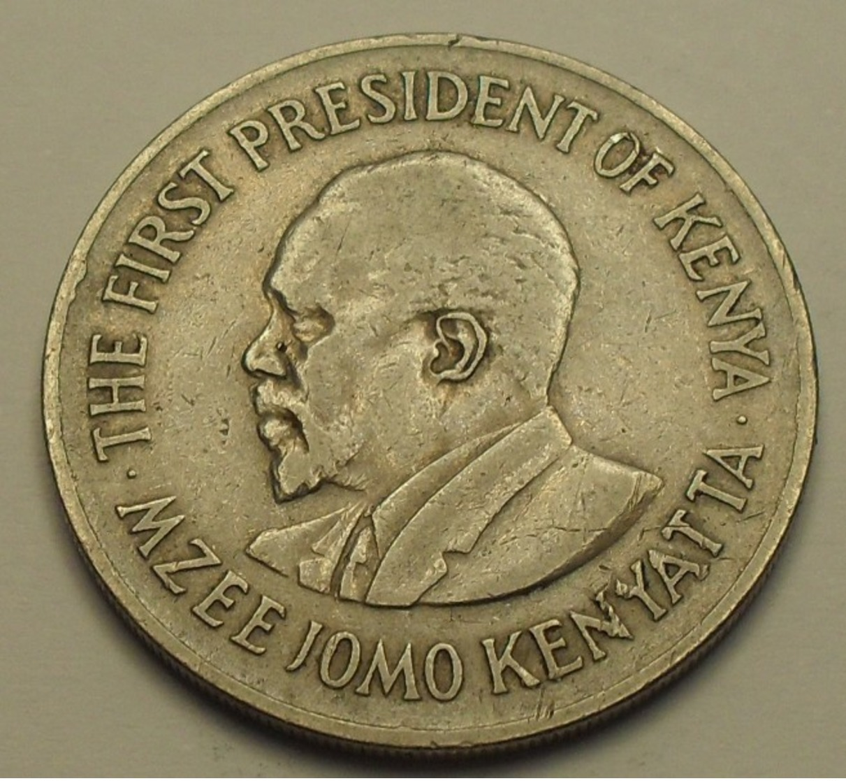 1974 - Kenya - Republic - 1 SHILLING - KM 14 - Kenya