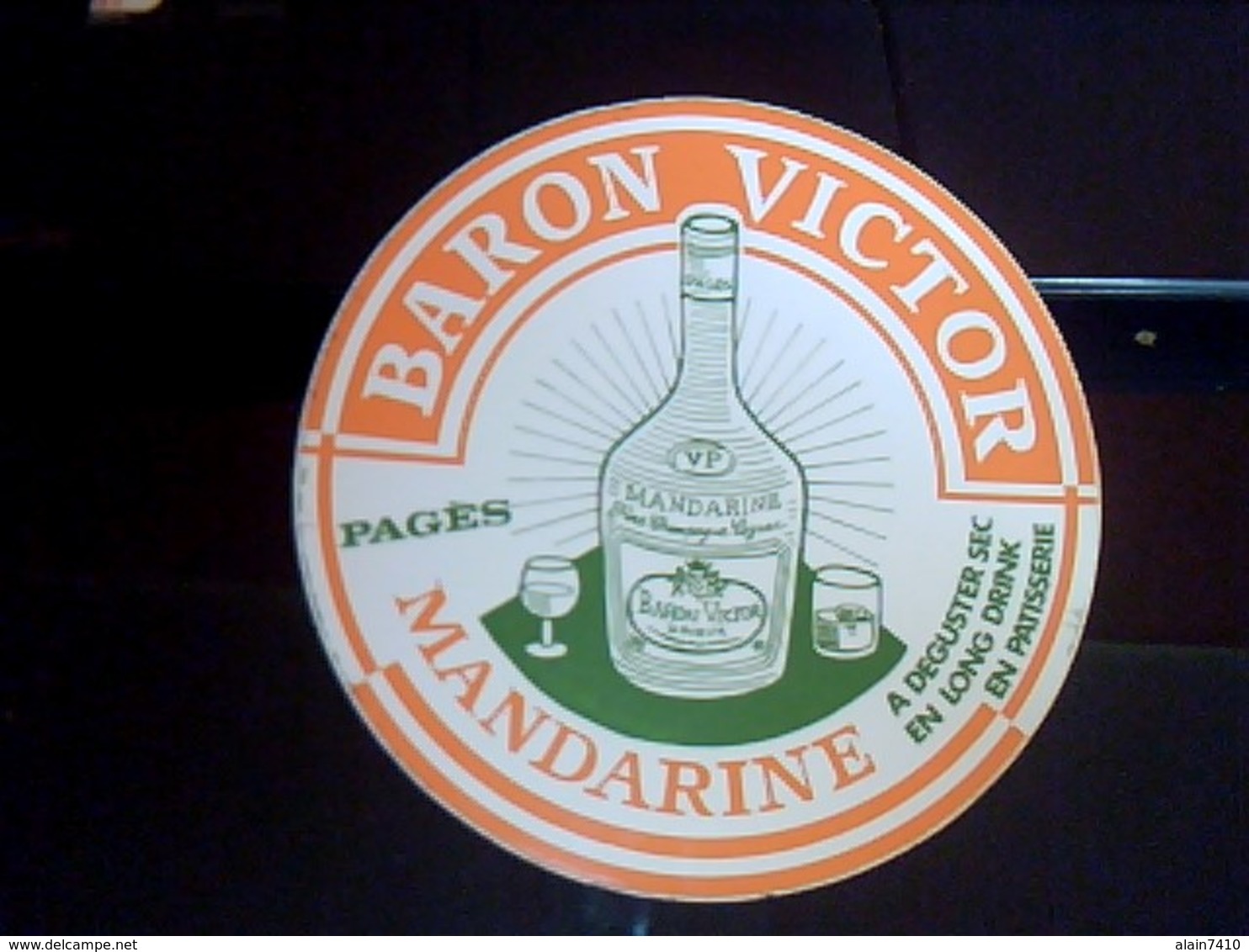 Autocollant Ancien Non Utilisé Boisson Pages MANDARINE BARON VICTOR - Autocollants