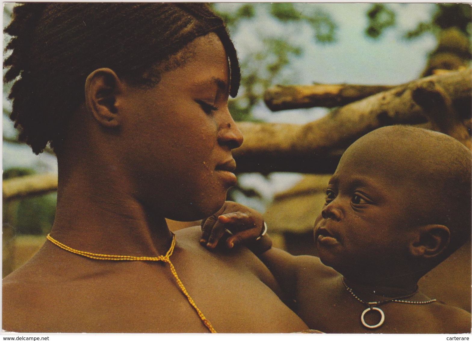 Afrique,TOGO,prés Du Bénin,ghana,maman Peulhe,avec Enfant,beauté Africaine,et Femme D'affaire,avec Collier - Togo