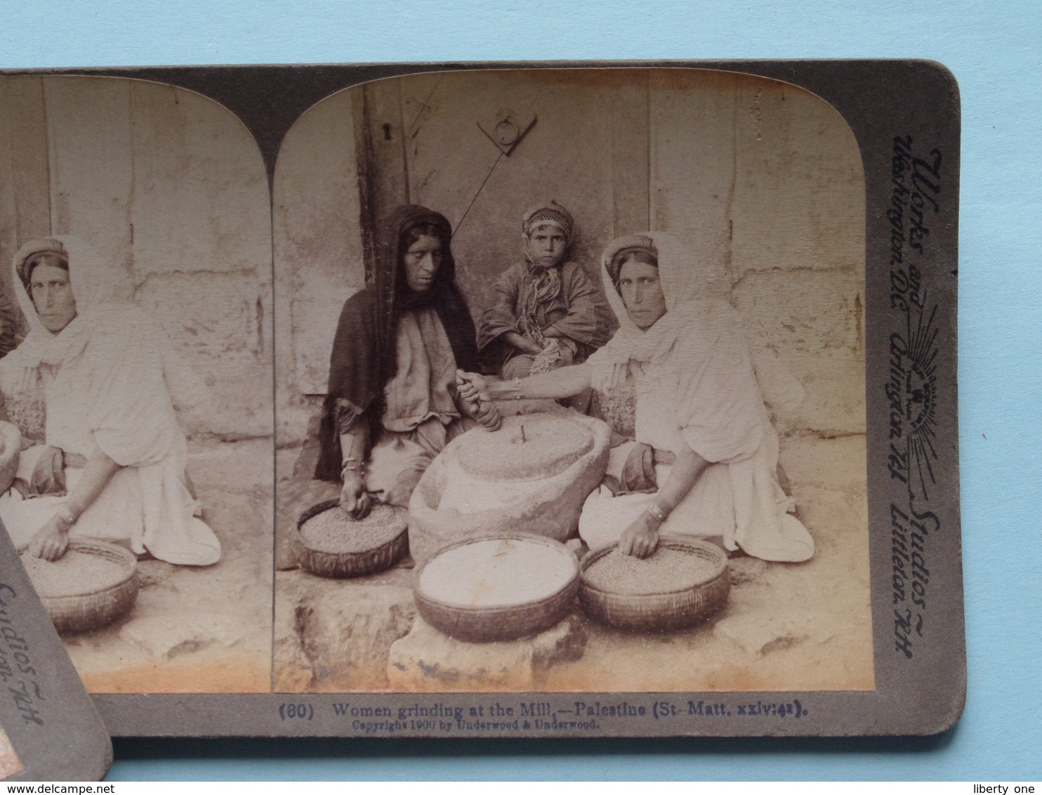 Woman Grinding At The Mill, Palestine ( N° 60 ) Stereo Photo : Underwood & Underwood Publi ( Voir Photo ) ! - Stereoscopic