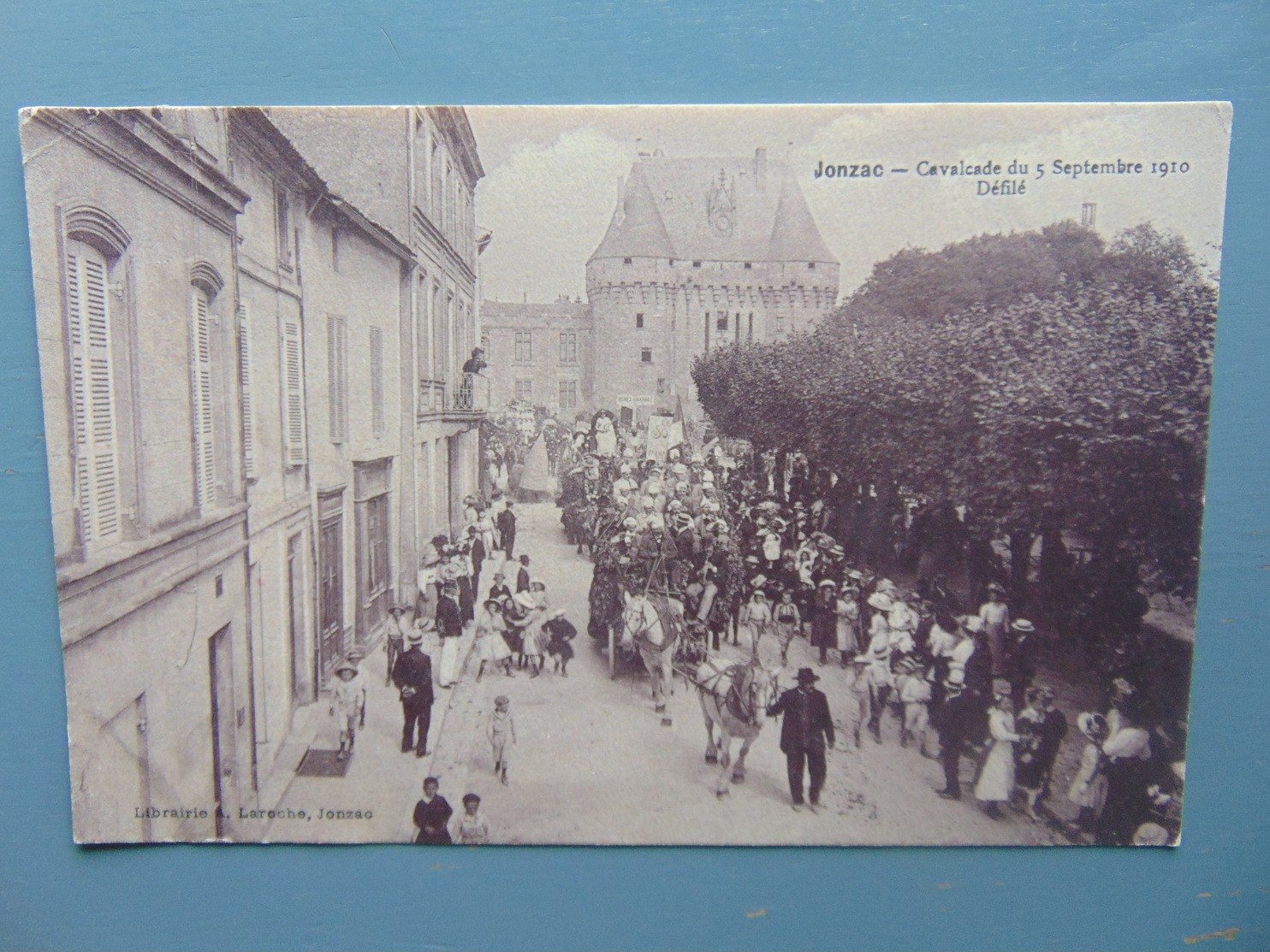 JONZAC-Cavalcade Du 5 Septembre 1910 (défilé) -(TRES RARE) - Jonzac