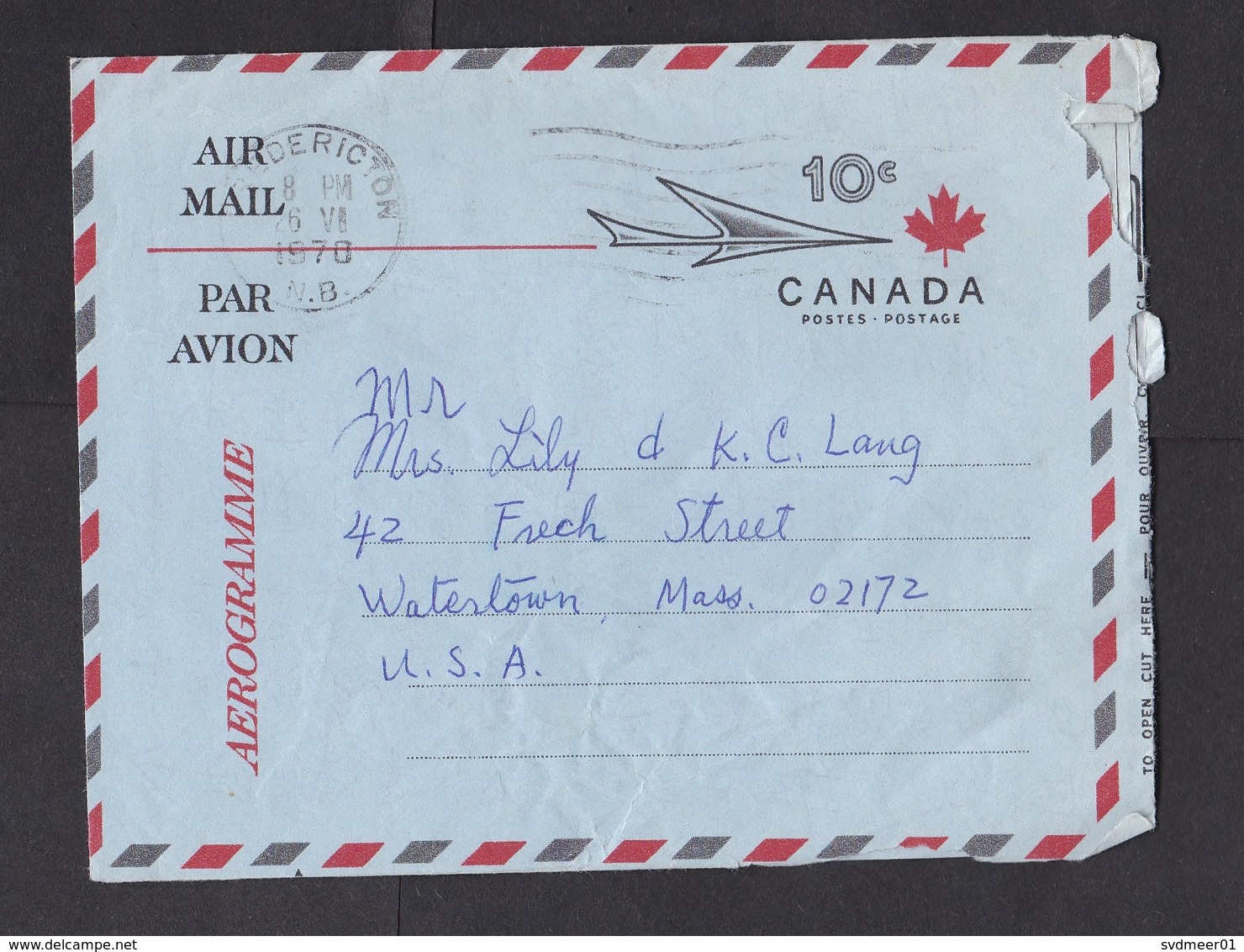 Canada: Stationery Aerogramme To USA, 1970, Maple Leaf, Air Letter (damaged, See Scan) - Brieven En Documenten