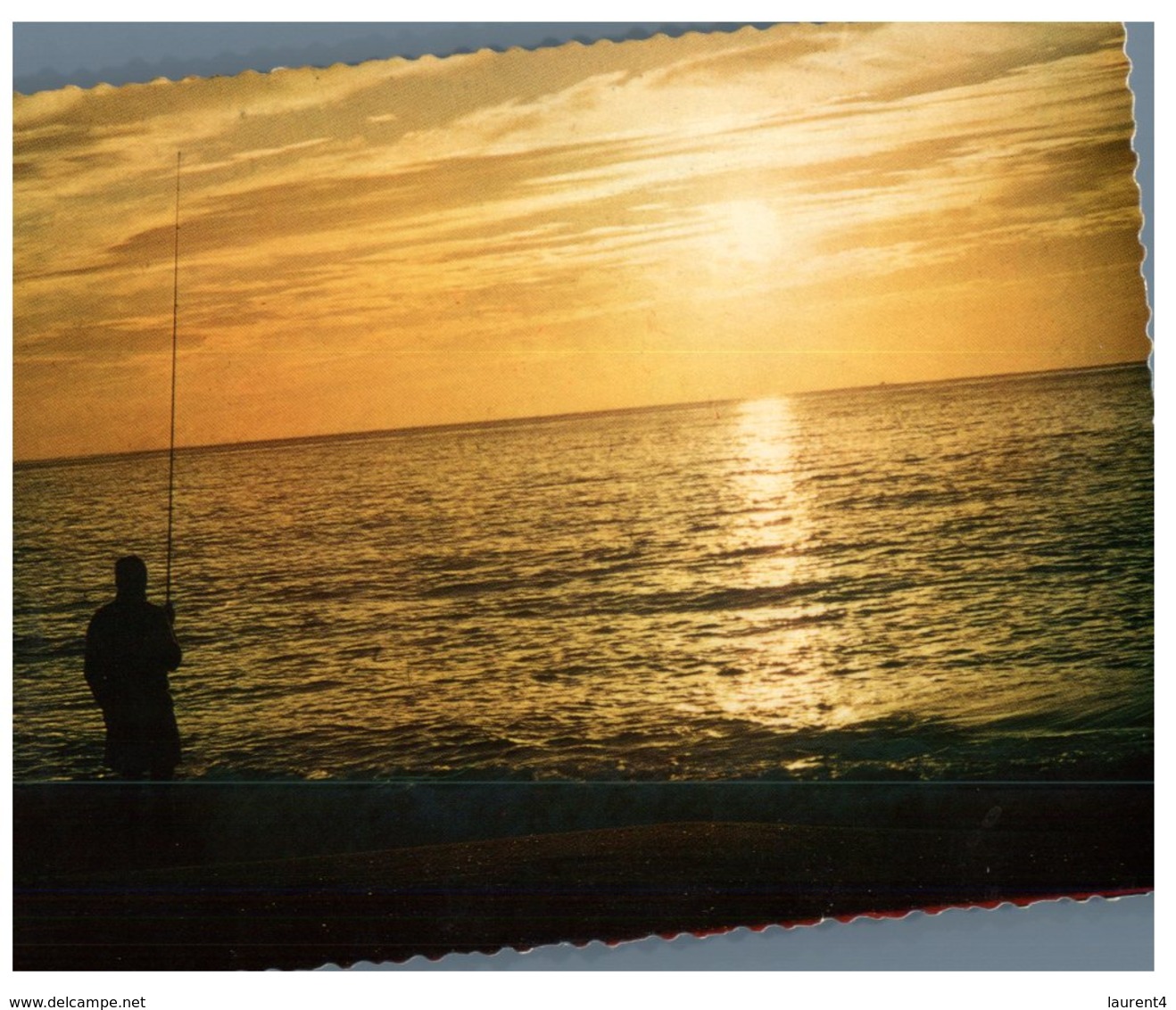 (715) Fiji Sunrise And Fisherman - Fidji